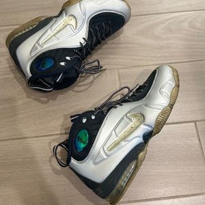 Nike 1/2 CENT 'BLACK SILVER'